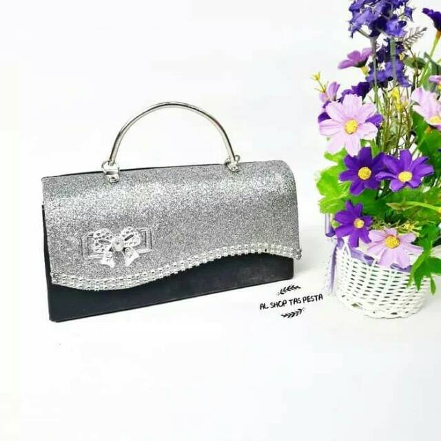 Tas pesta panjang lala