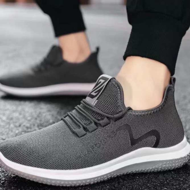 Sneakers Sepatu Pria Sepatu Olahraga Laki-lai Impor Sepatu Brand Sneakers Cowok SLIP ON Worth It - K39