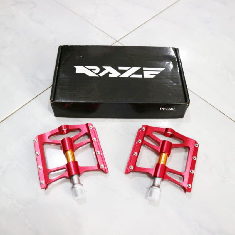 PEDAL RAZE 3 BEARING ALLOY SERI 60 MERAH PIJAKAN KAKI MTB RINGAN KUAT LONCER