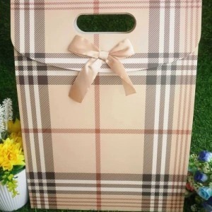 

Terlaris Paper Bag Motif / Tas Kertas Kado / Tas Ulang tahun - XL Casual - burberry