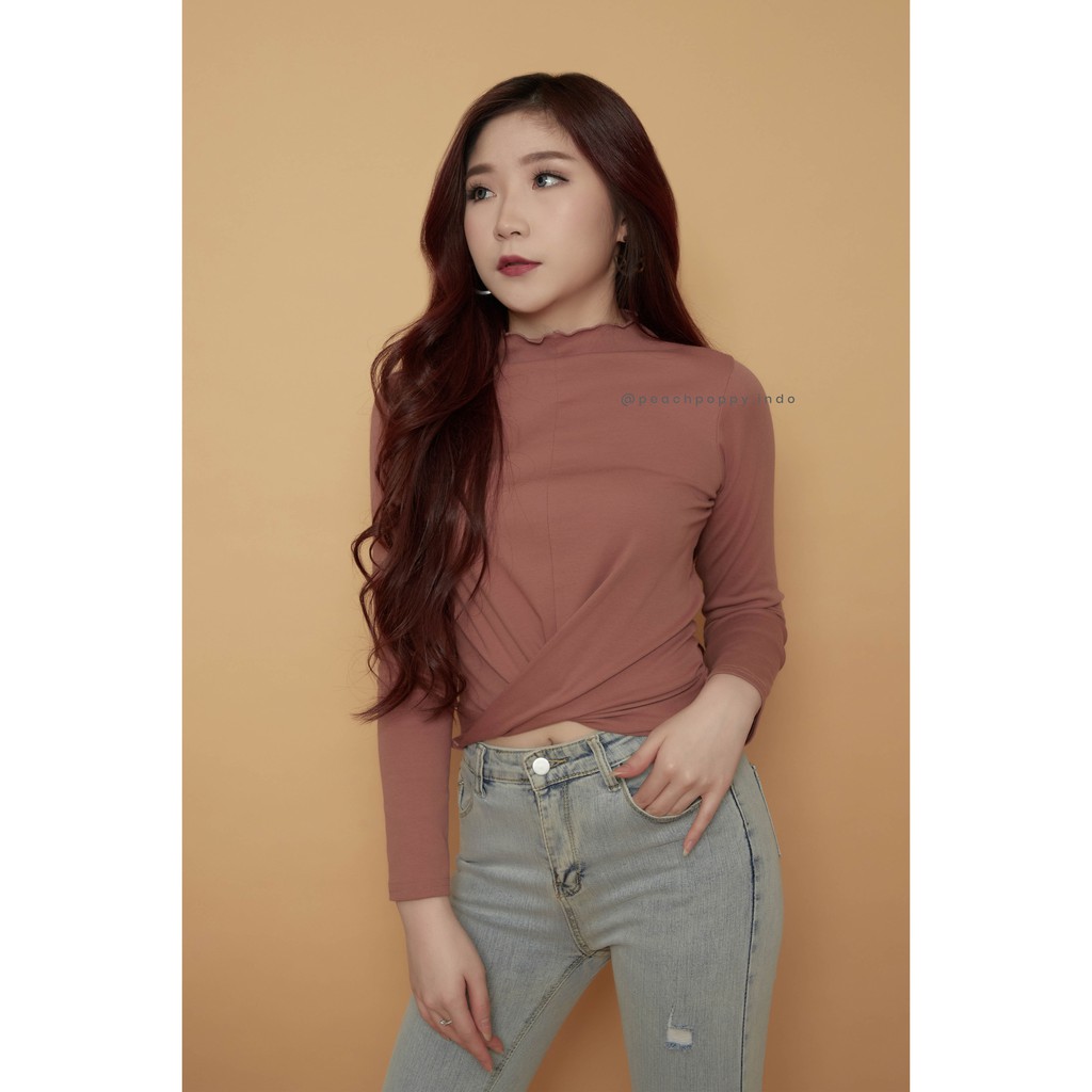 Peach Poppy Crissy Top - Atasan Basic Wanita Turtleneck Lengan Panjang