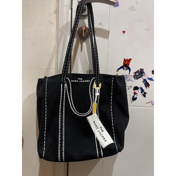 keep an preloved authentic marc jacob tote bag