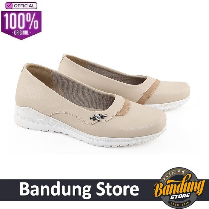 Sepatu Casual Wanita Catenzo - US 056