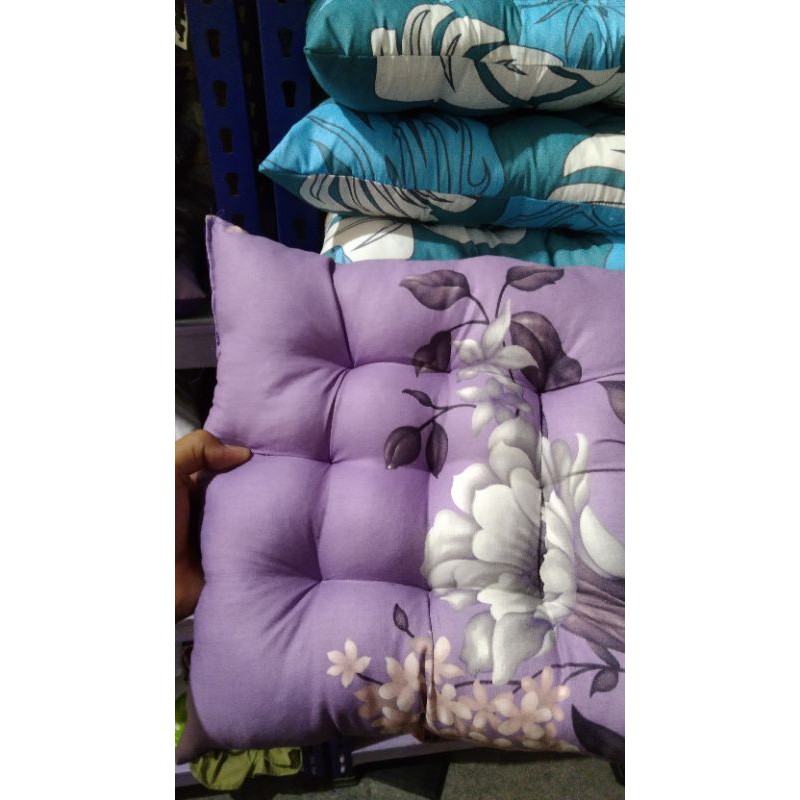 bantal duduk alas kursi kayu