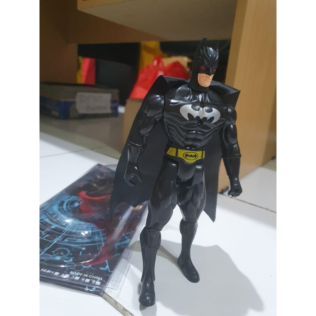 Mainan anak 16A-2 Set Robot Batman Lampu  -  A113