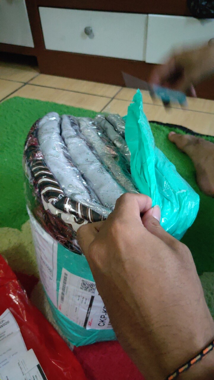 Shopashop Solo Batik Couple Diera