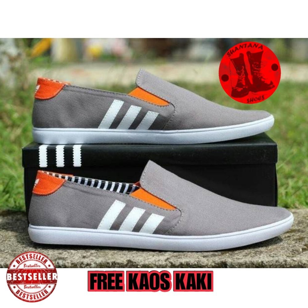KEREN Sepatu Casual Slip On Pria Adidas Kanvas Slop DISKON