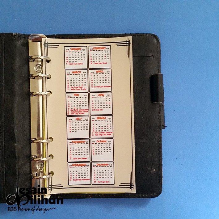 

Kalender 2025 Simple Black Frame Organizer 2 Ring, 6 Ring, 20 Ring, 26 Ring (Bisa request tahun) Glossy Murah