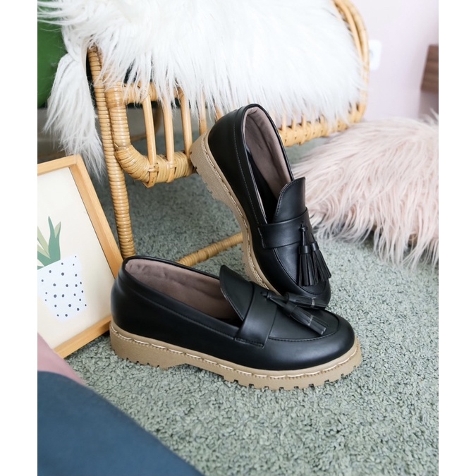 PHOEBE DOCMART - sepatu wanita / dokmart wanita/ loafer