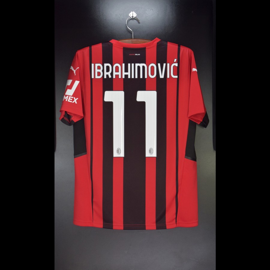 AC Milan 2021-22 Home. BNWT. Original Jersey. 759122 01 IBRAHIMOVIC ZI11