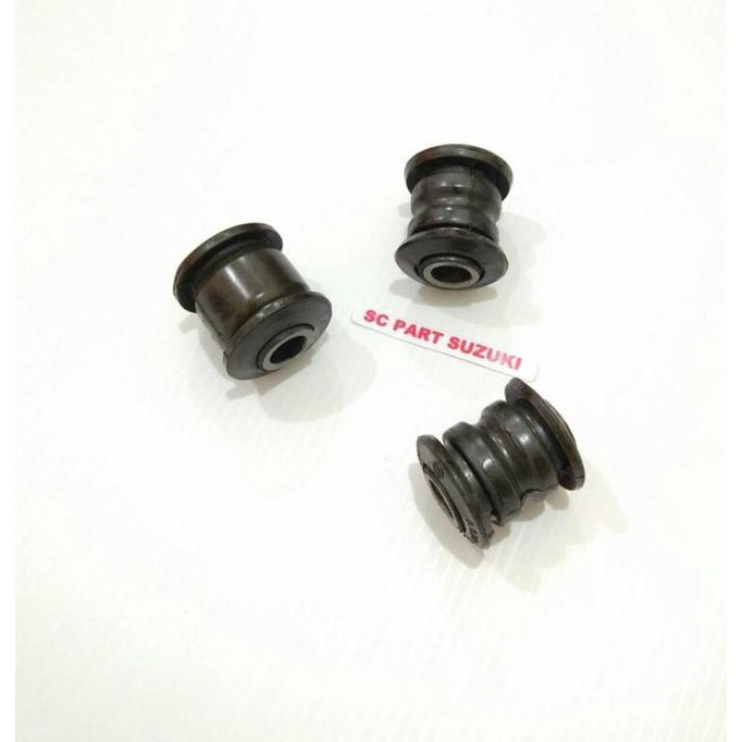 Bushing Bos Knuckle Set Suzuki Baleno Old.