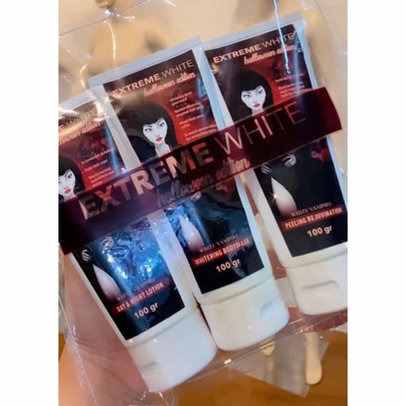 EXTREME WHITE VAMPIRE REAL SIZE