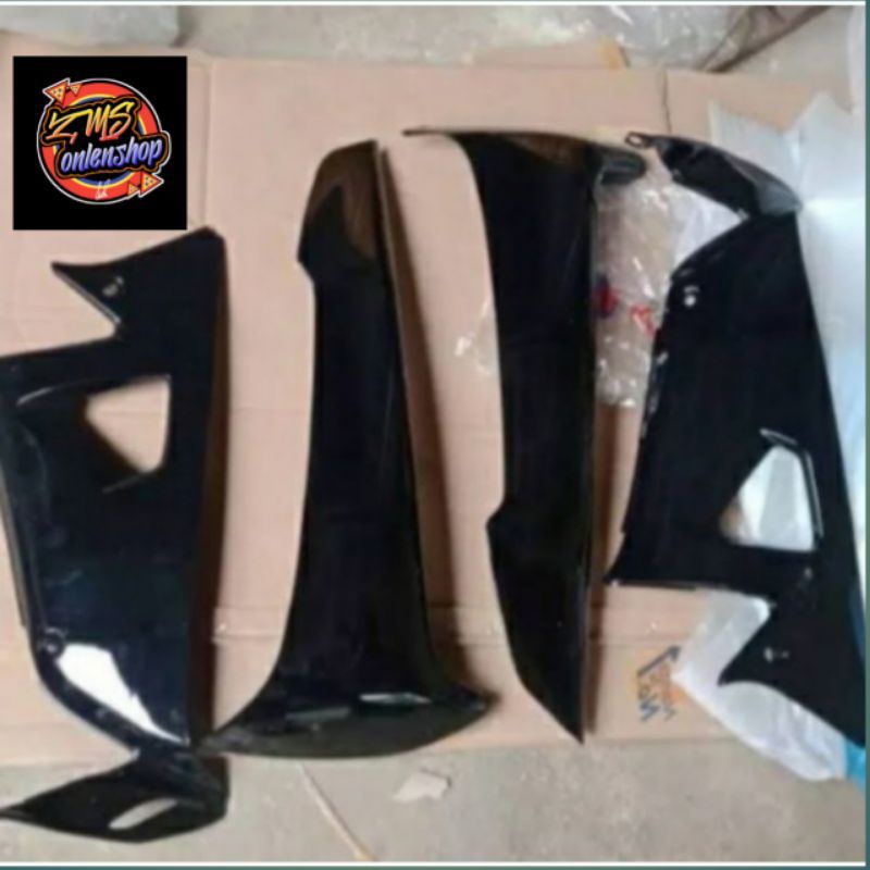 Sayap luar supra fit new + sayap dalam supra fit new/dek samping supra fit new/dek kanan kiri , saya