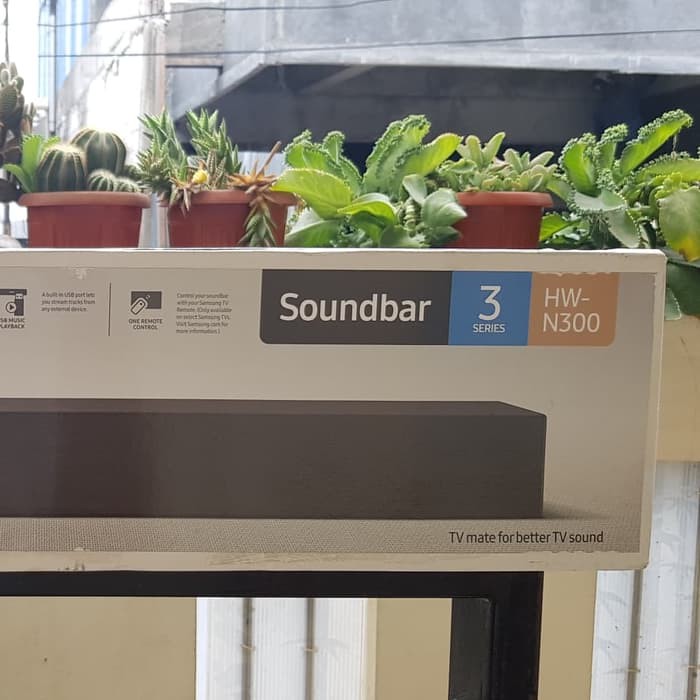 tt112 SAMSUNG SOUNDBAR HW-N300 WOOFER BLUETOOTH WIRELESS TV USB