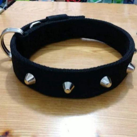 Kalung Anjing Besar Keren Dengan Variasi Duri