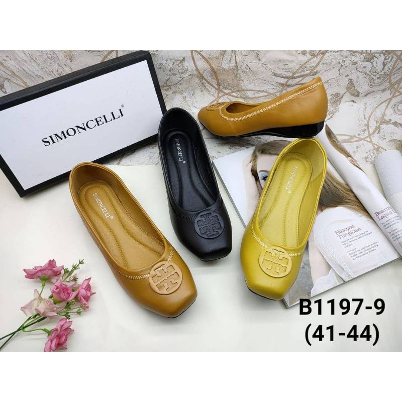 Sepatu flat big size import wanita murah/ sepatu flat kerja/ sepatu flat kuliah/ sepatu kantor