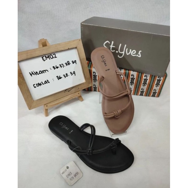 SANDAL ST. YVES