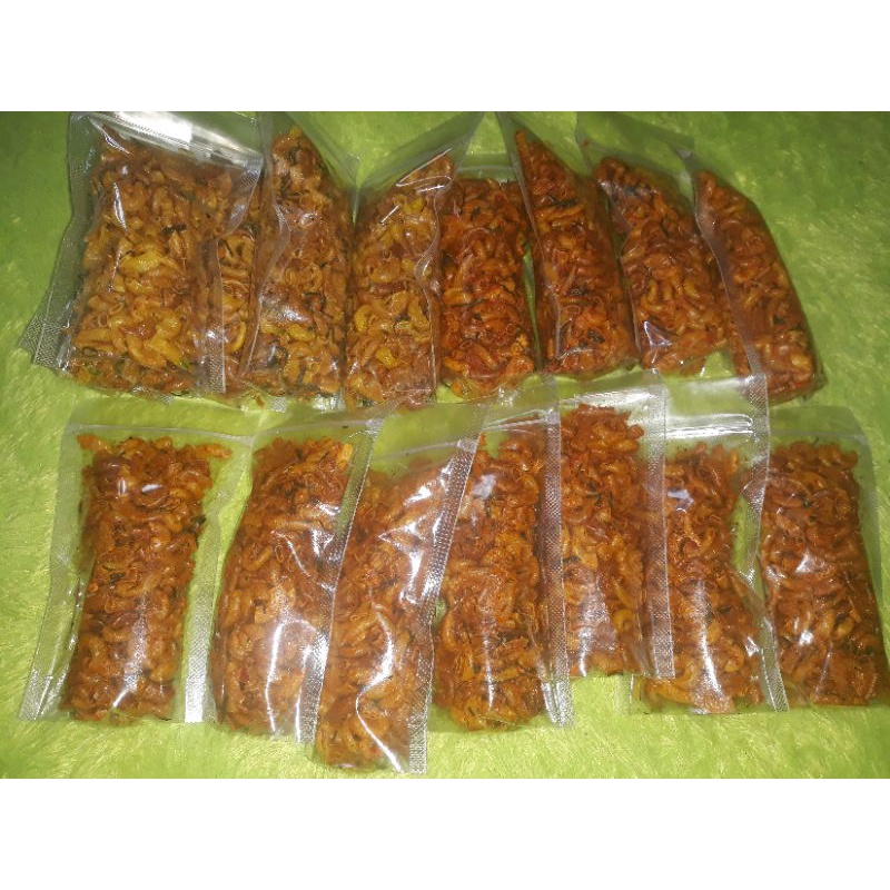 

MAKARONI SNACK PEDAS/CEMILAN MAKARONI/MAKANAN RINGAN 80 gr