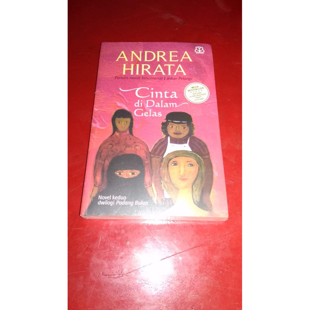 Cinta di dalam gelas - Andrea Hirata -R