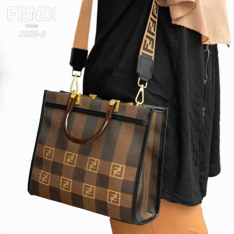 *Tas Fendi