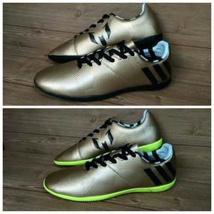 Sepatu Adidas Futsal Messi Edition