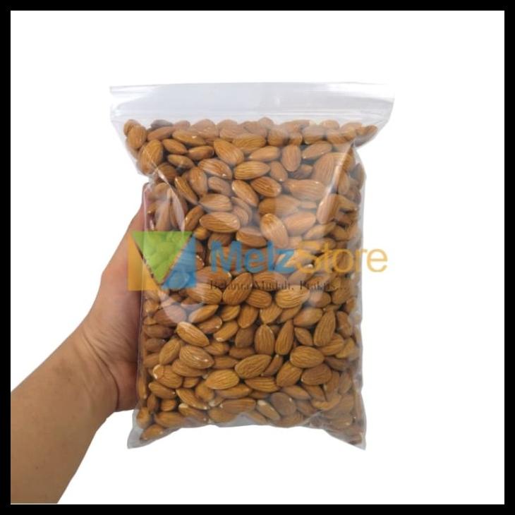 

DISKON TERBATAS !!! KACANG ALMOND MENTAH KUPAS UTUH RAW WHOLE BLUE DIAMOND 1KG TERLARIS