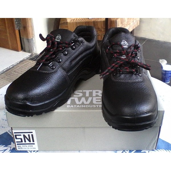 Sepatu Kerja Safety BATA BORA Industrial Original / Sepatu Safety Pria Kulit Asli