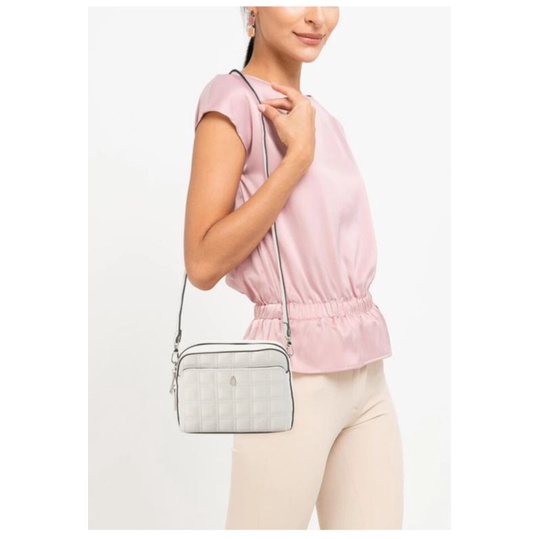 READY HUSH PUPPIES SINDY SLING BAG