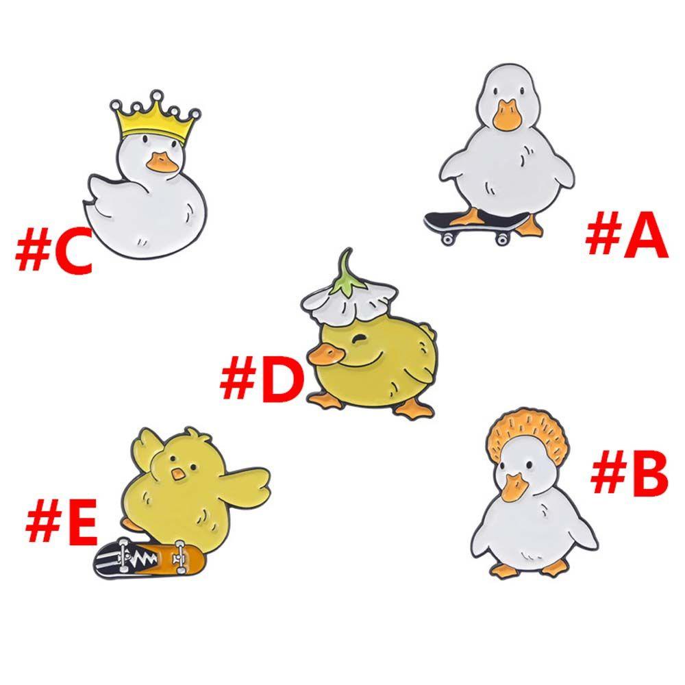 Bros Pin Enamel Bentuk Kartun Bebek Skate Chicken Untuk Anak