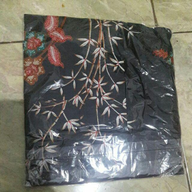 Kemeja Batik Kerja Big Size Jumbo Size Fit Xxl Ld 115 Warna Hitam Putih Casual Formal Kondangan