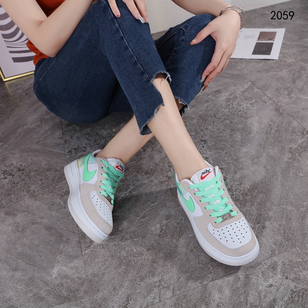 NK Air Force Sneaker 2059