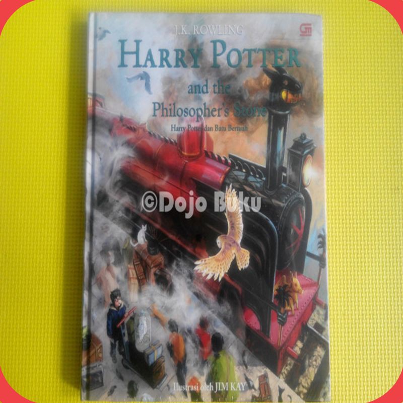 Buku Harry Potter And The Sorcerer's Stone Illustrated Edition (Hard Cover) [ORIGINAL]