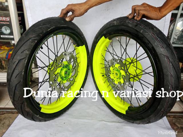 Paketan Velg Supermoto KLX 150 dan DTracker 150 ring 17 Sama Ban Tubles Tromol plus piringan cakram