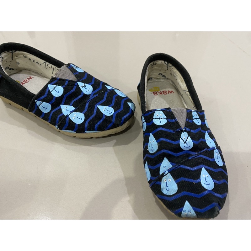 sepatu wakai size 22