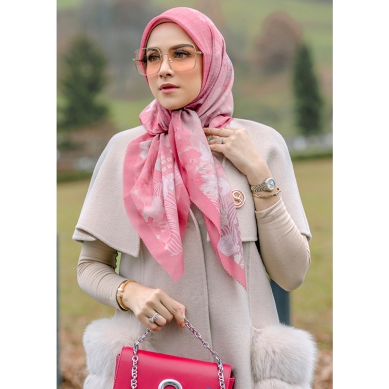 Buttonscarves Iseltwald series