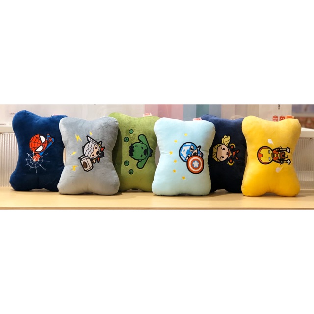 Bantal mobil miniso x marvel