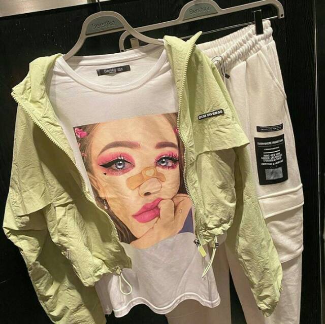 LOVELY GIRL T-SHIRT