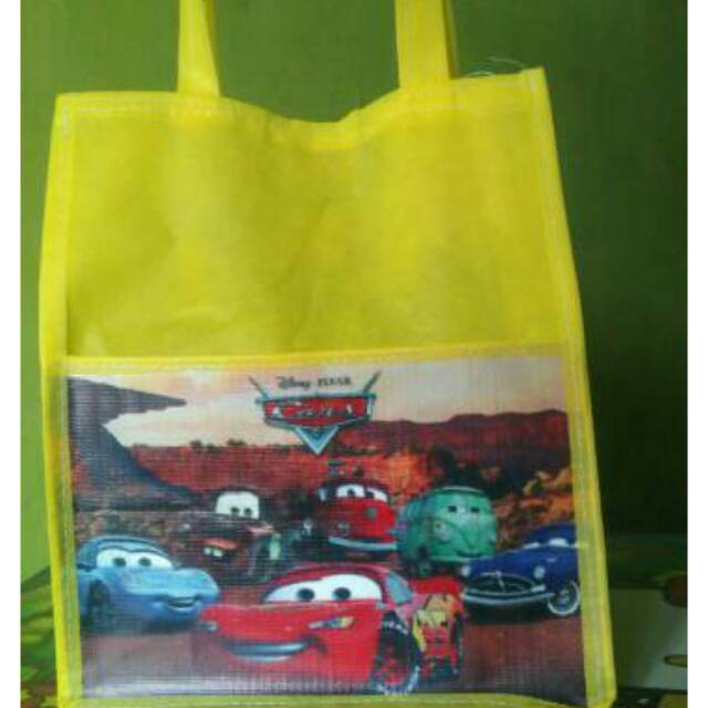 

Tas ulang tahun casr 2 kanton
