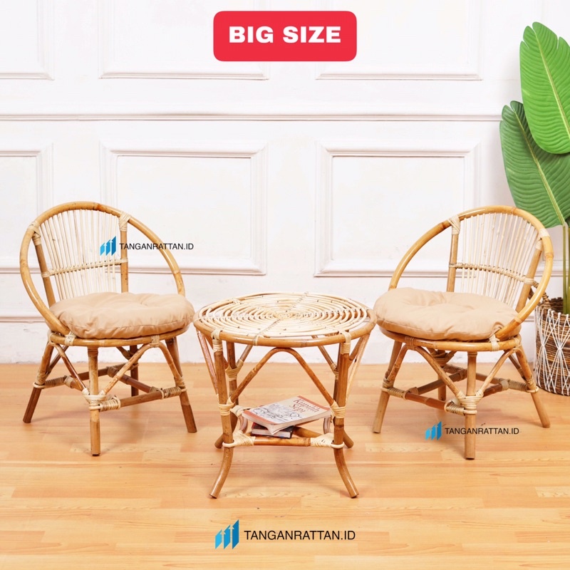 big size   kursi teras momon rotan ukuran besar dan meja 1 set bantal   kursi teras tamu rotan asli 