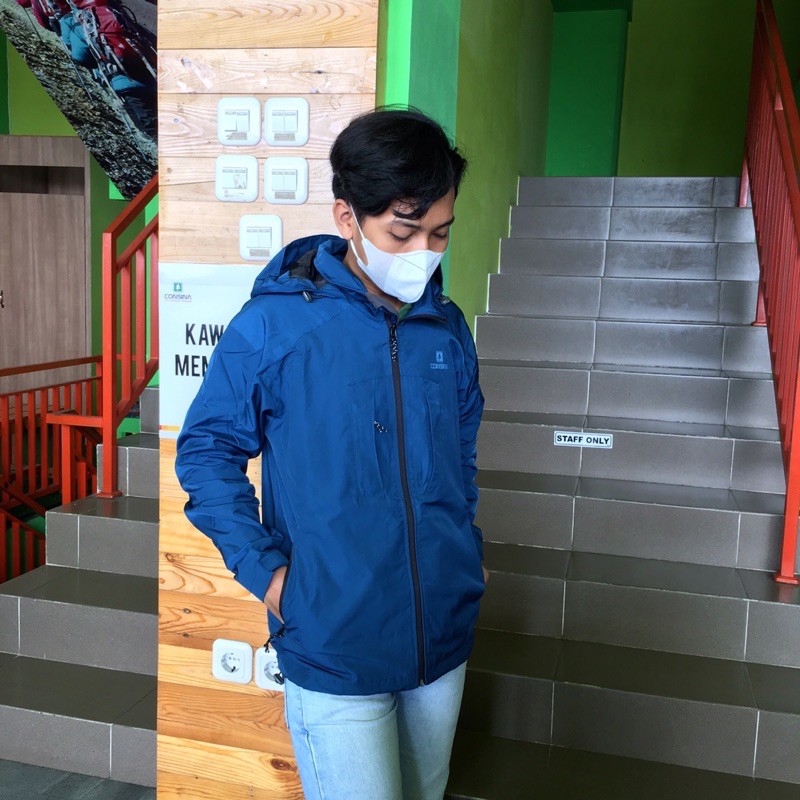 JAKET GUNUNG CONSINA AORAKI