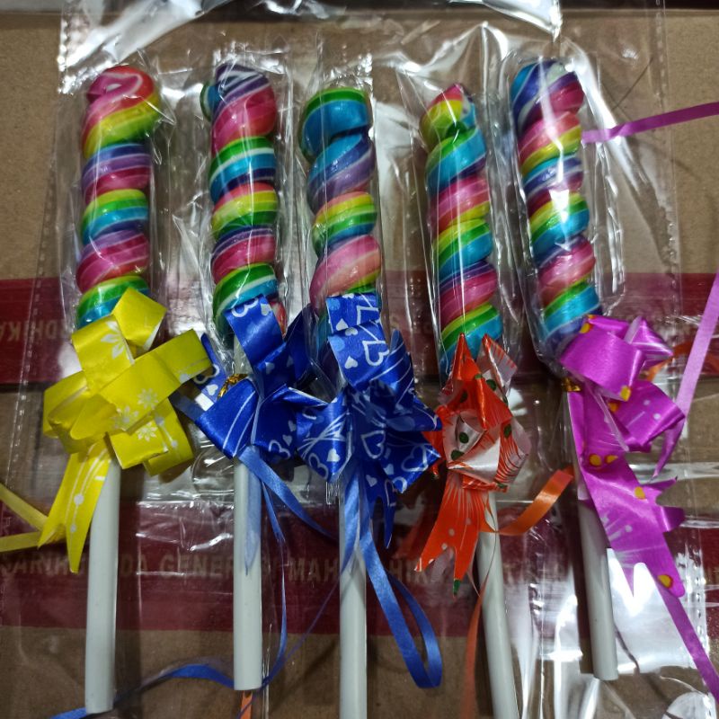 

Permen Lolipop Lollipop Candy King Bentuk Spiral/Ulir 4Cm Terlaris