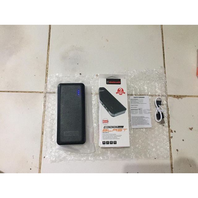 Delcell Powerbank 9000mah