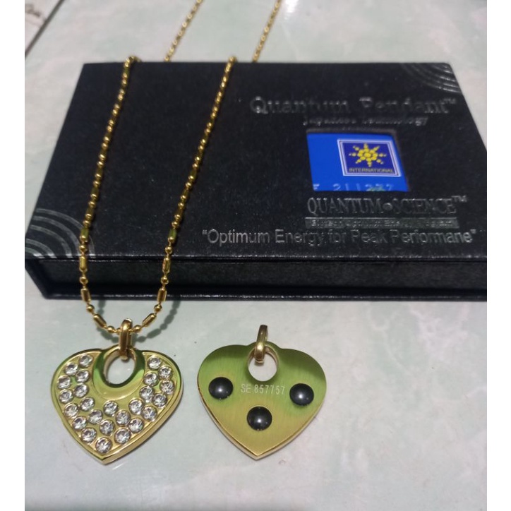 Kalung Quantum Pendant Love  Gold
