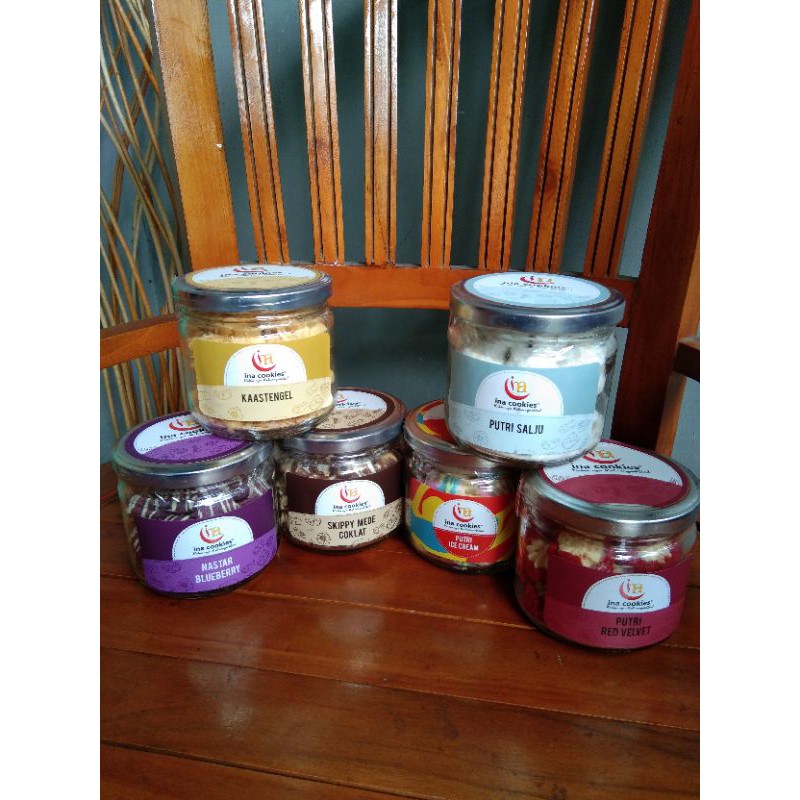 Kue Kering Lebaran Hampers Ina Cookies Jar nastar / blueberry / red velvet / putri salju dll