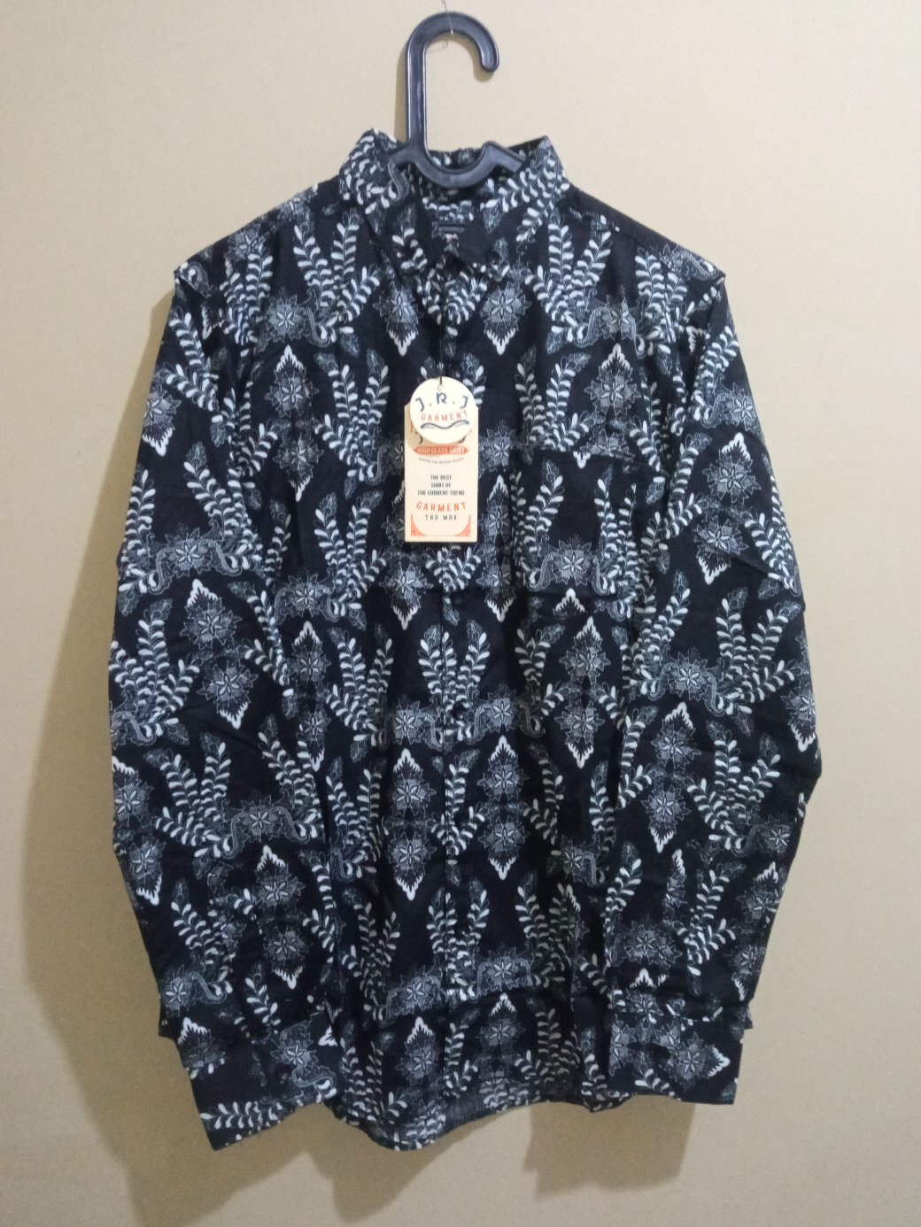 Hisroom - Kemeja Batik Slimfit Pria Batik Pria Lengan Panjang Kemeja Batik Modern Pria 217 218