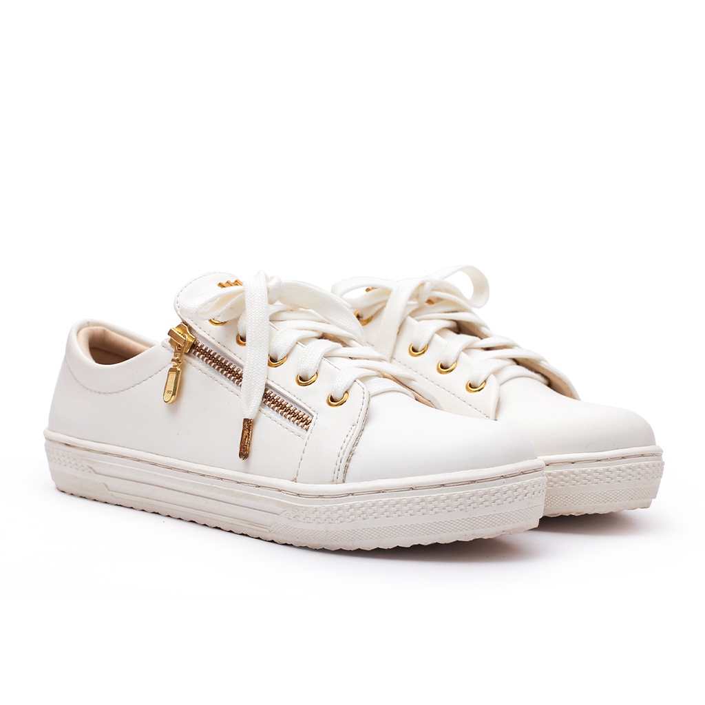 KHK by Khakikakiku Mary White Sneakers