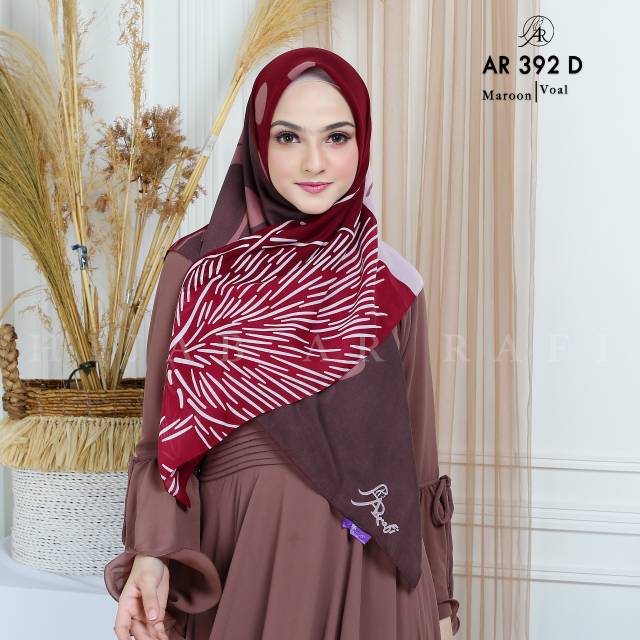 HIJAB SEGIEMPAT ARRAFI TERBARU AR 392 D JILBAB SEGIEMPAT MOTIF