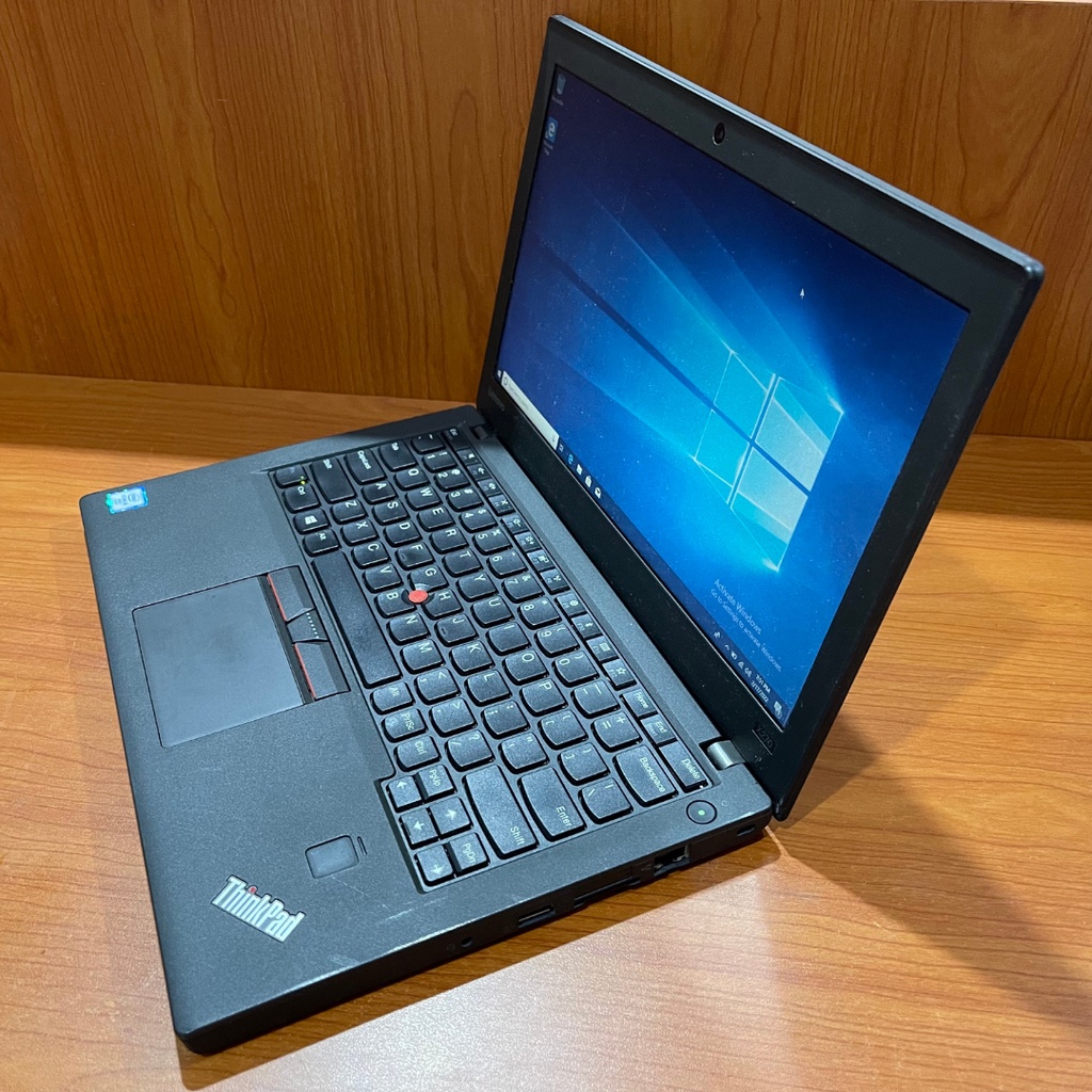 LENOVO THINKPAD X270 CORE I5 6300U 2.40GHz  RAM 8 GB  SSD 256 GB