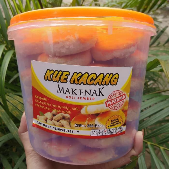 

Mak Enak Kue Kacang Khas Jember Berat 900 Gr / SKU - TCMM0038