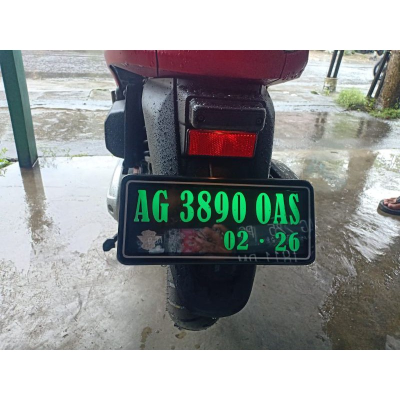 PLAT MOTOR NYALA HURUF